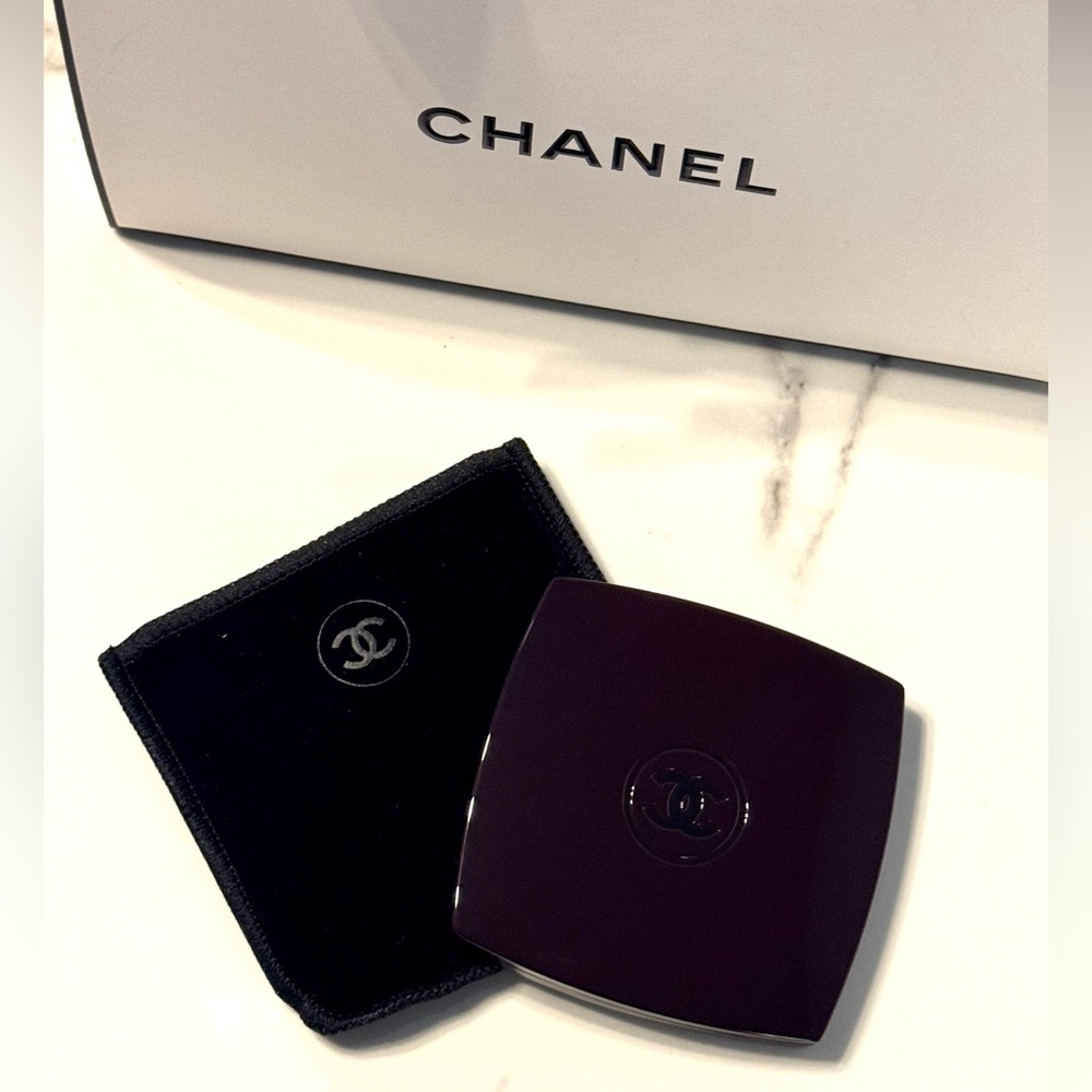 REDUCED NIB Chanel Miroir Double Facette limited edition mirror 155 ROGUE NOIR - Picture 2 of 7